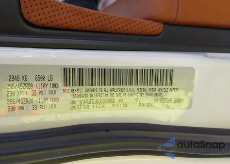 2018 Jeep Grand Cherokee Srt 4X4 from USA, damaged, VIN 1C4RJFDJ6JC369858